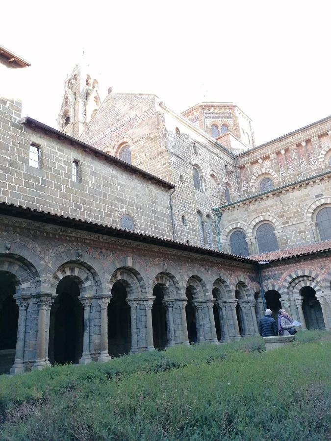 Le 43-4 Avec Sauna Privatif Le Puy-en-Velay Dış mekan fotoğraf
